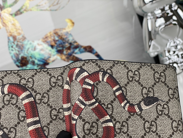 グッチ財布コピー細部ディテール